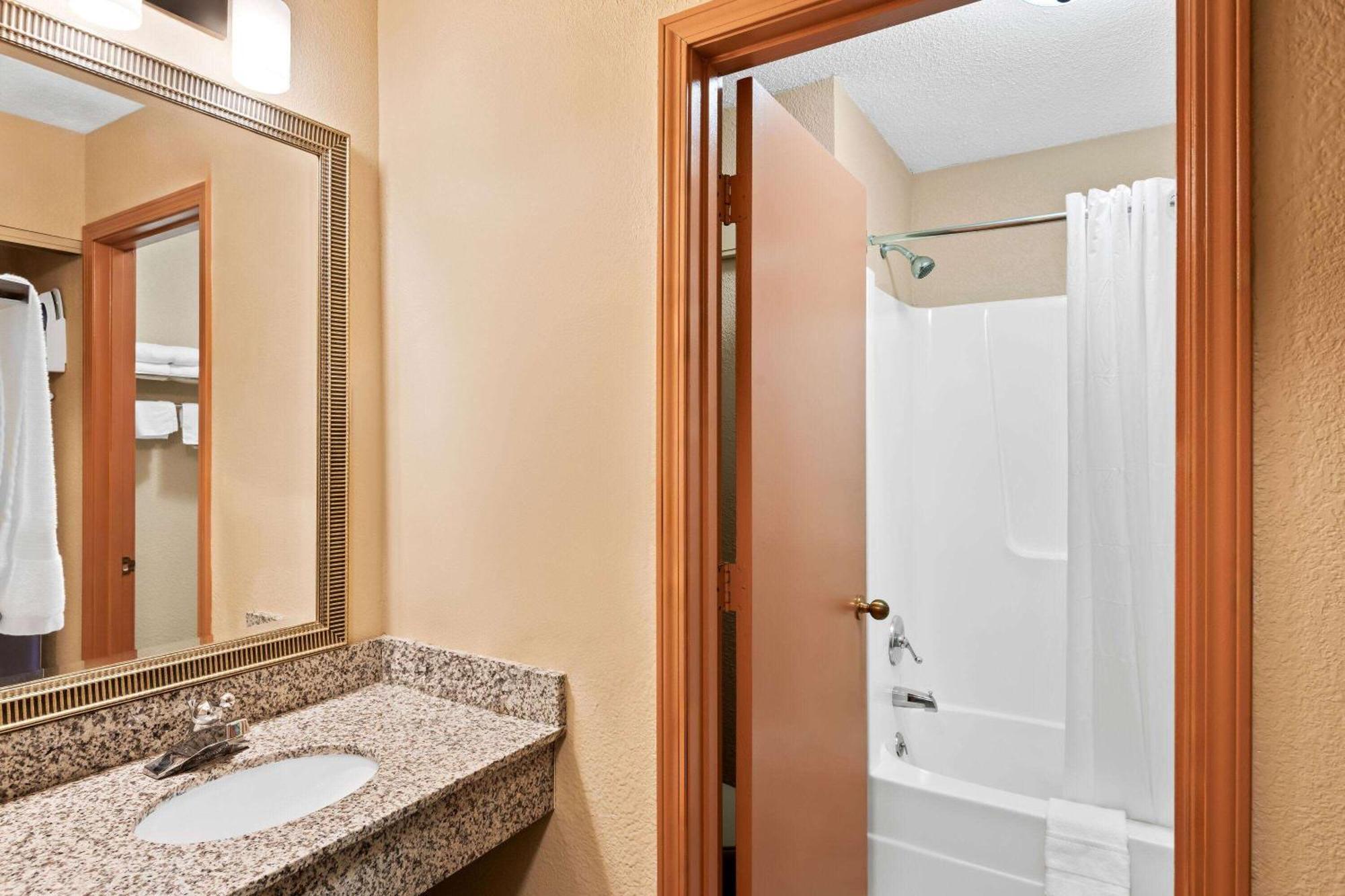 Baymont By Wyndham Lebanon In Βίλα Εξωτερικό φωτογραφία